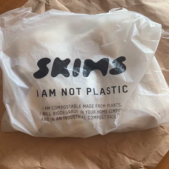 NWT- Skims- NEW VINTAGE SCOOP NECK TANK - Picture 5 of 6